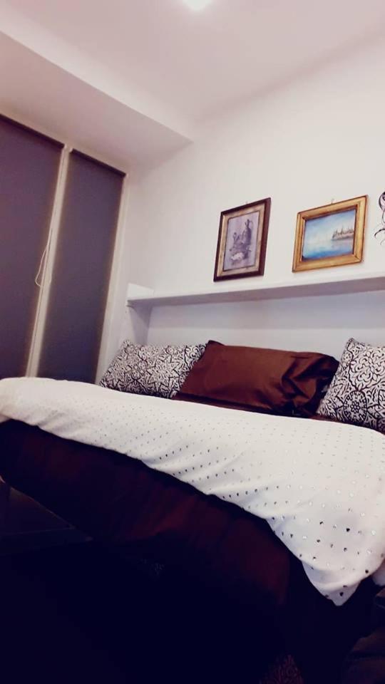 Room Don Carlo Napoli Bagian luar foto