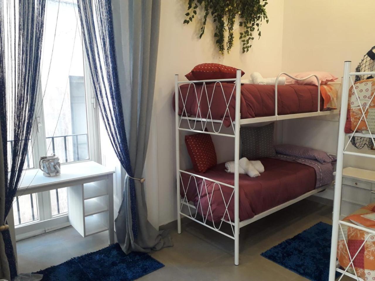 Room Don Carlo Napoli Bagian luar foto