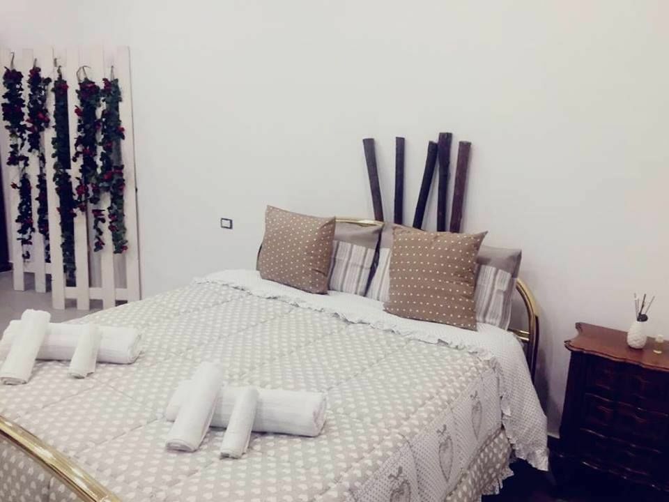 Room Don Carlo Napoli Bagian luar foto